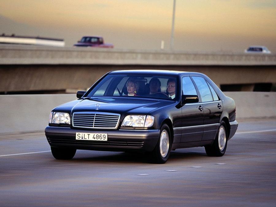 Mercedes-Benz S600 1993 года  (фото 1 из 9)